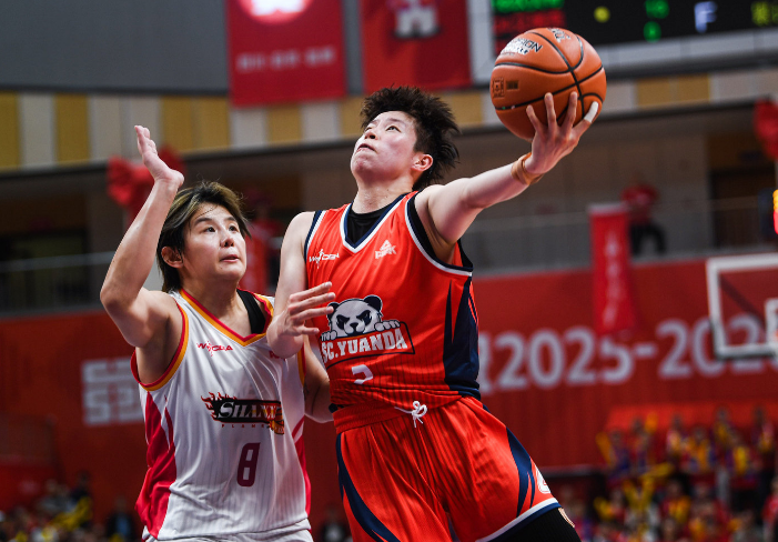 电竞比分-WCBA总决赛：山西女篮险胜四川追到2-2 奥贡鲍尔被驱逐布朗34分